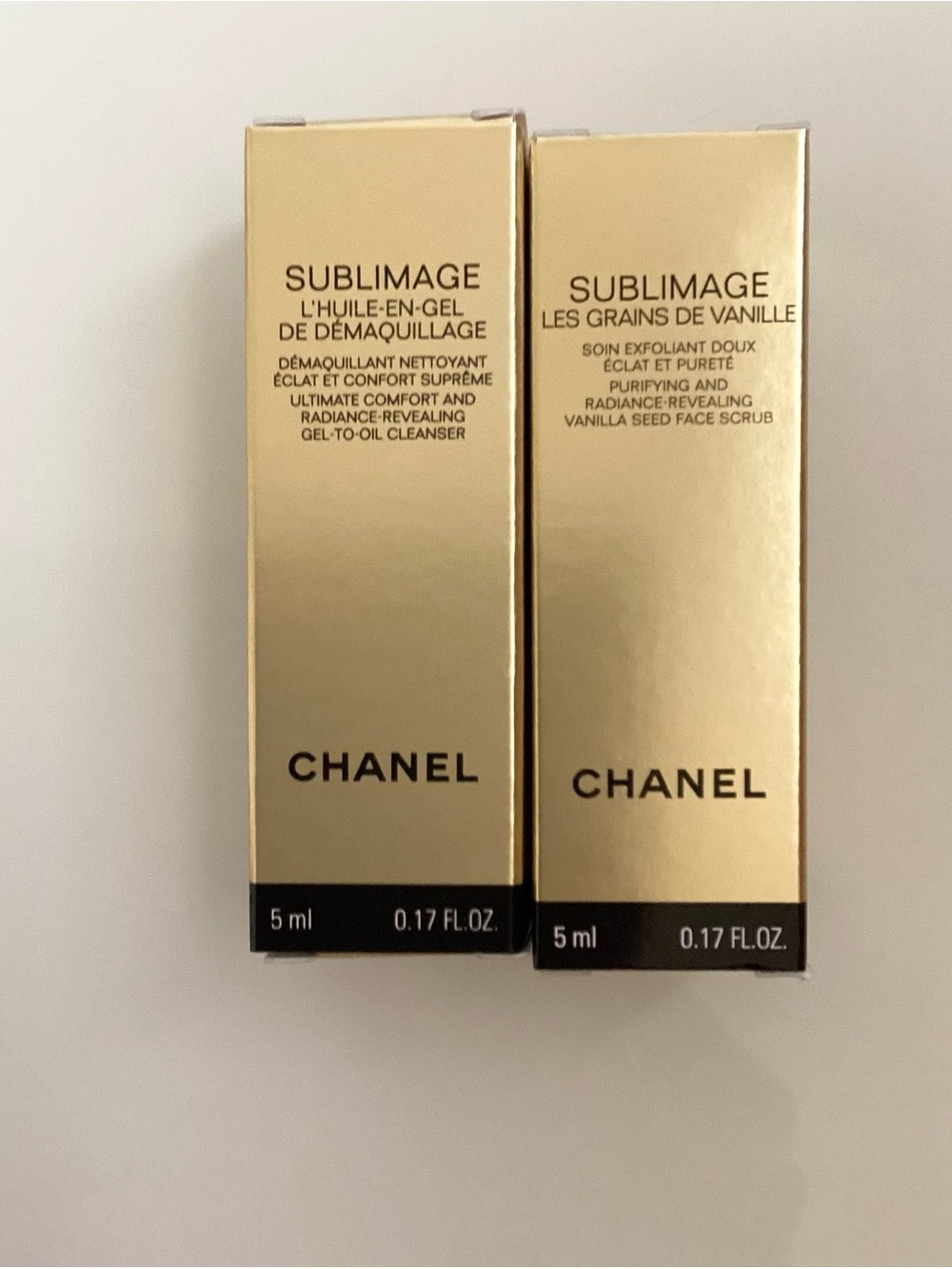 Chanel Sublimage Gel To Oil Cleanser Vanilla seed Face Scrub 2 Samples
